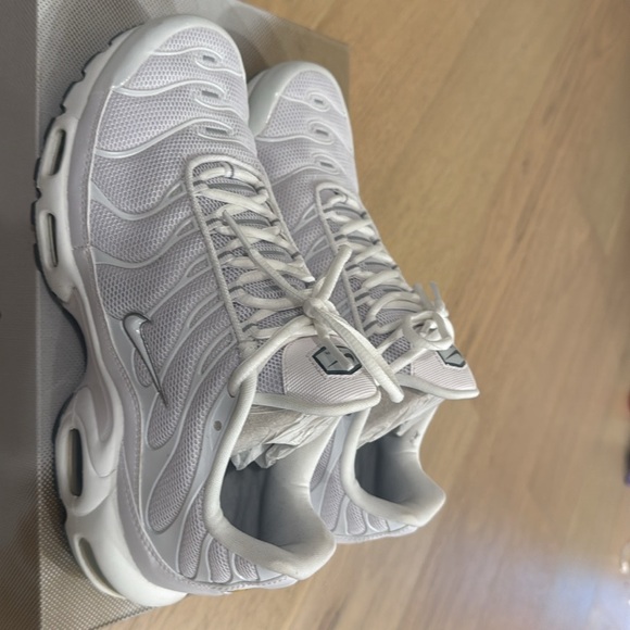 Nike Air Max Plus - Picture 2 of 7